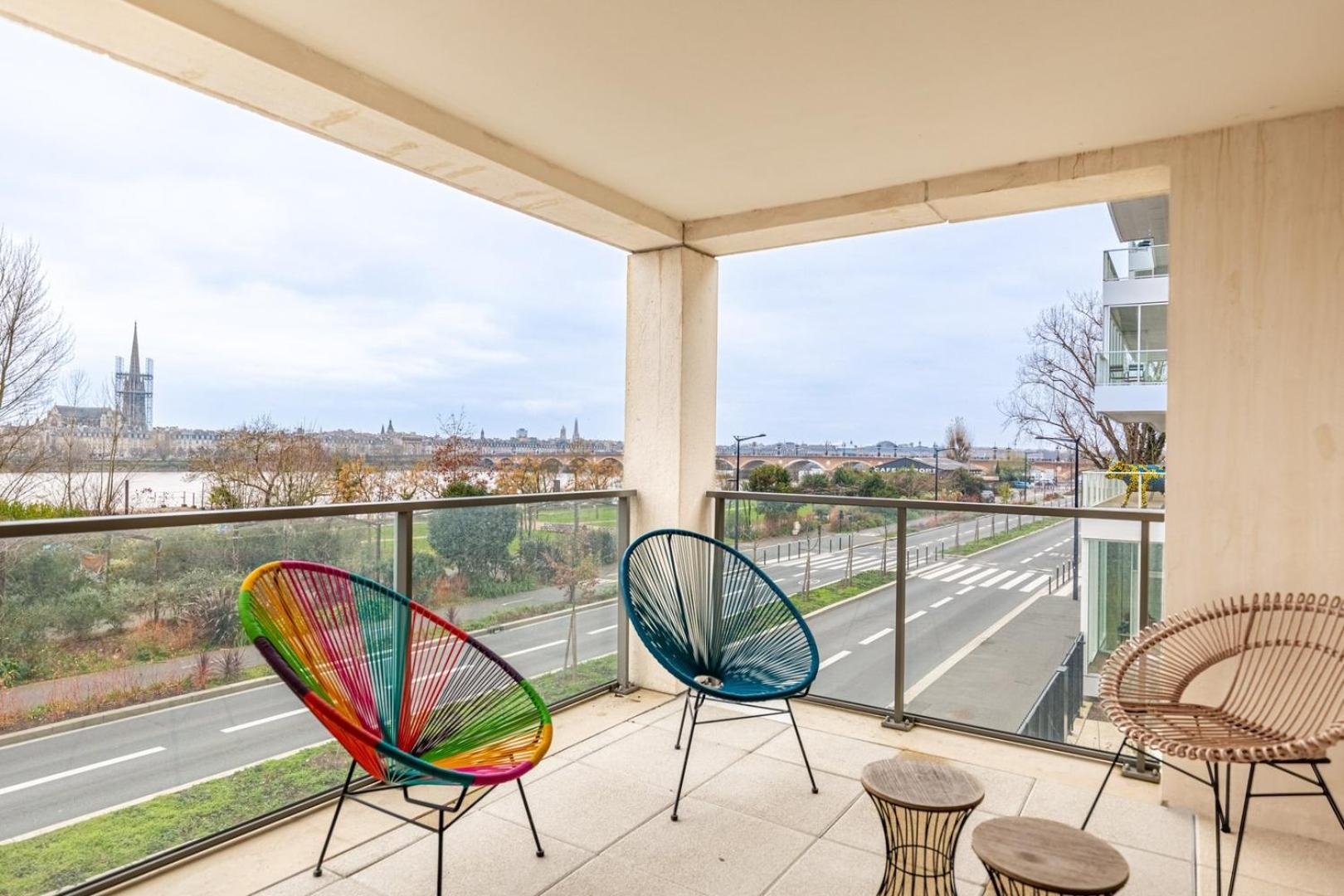 Guestready - Peaceful Escape In La Bastide Apartment Bordeaux Exterior photo